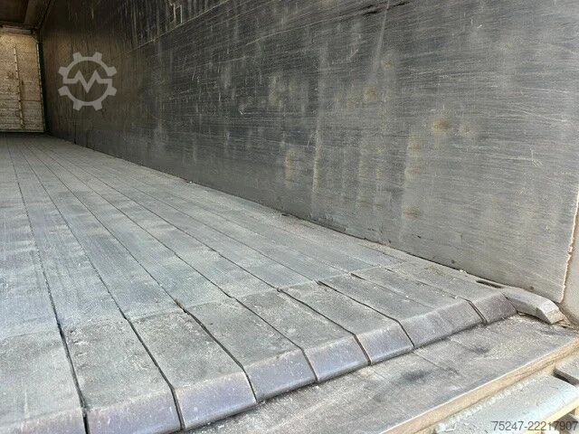 Bevægeligt gulv Knapen Trailers K200 - 92m3 Liftachse 10mm BPW