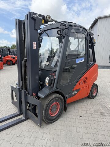 Diesel vorkheftruck Linde H30D-02