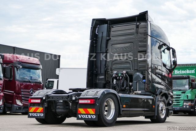 Standart çekici ünitesi VOLVO FH 460 Globetrotter Retarder XL-Tank Navi Euro 6