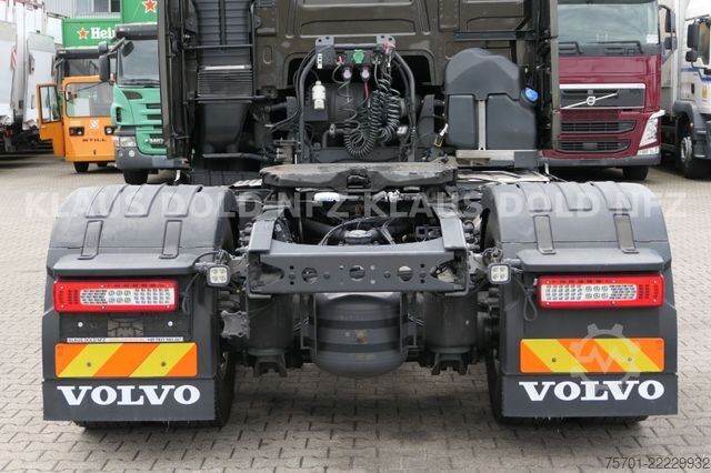 Standart çekici ünitesi VOLVO FH 460 Globetrotter Retarder XL-Tank Navi Euro 6