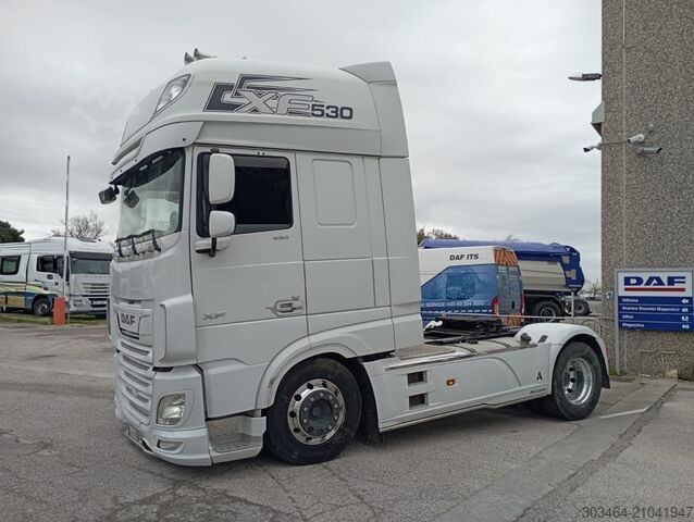 Standard tractor unit DAF XF 530 ST