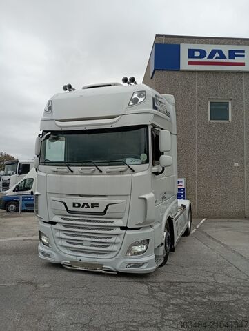 Standard tractor unit DAF XF 530 ST