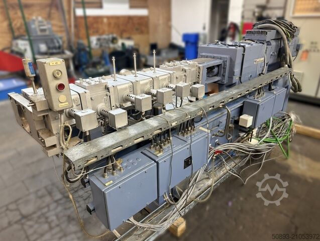 Dvigubas sraigtinis ekstruderis / Kompaunderis Werner & Pfleiderer ZSK 40