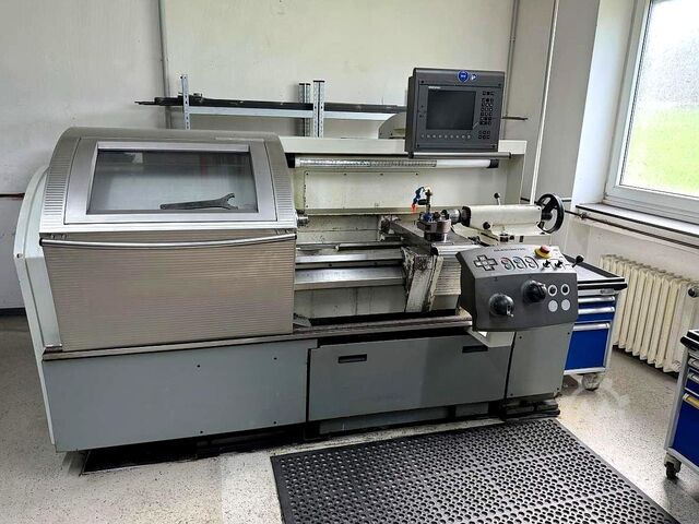 Staðgengill Gildemeister N.E.F. 320