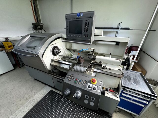 Staðgengill Gildemeister N.E.F. 320