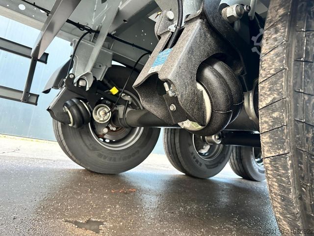 自卸半挂车 SCHMITZ CARGOBULL S3D Getreidekipper Liftachse Rollplane*NEU* 52m³