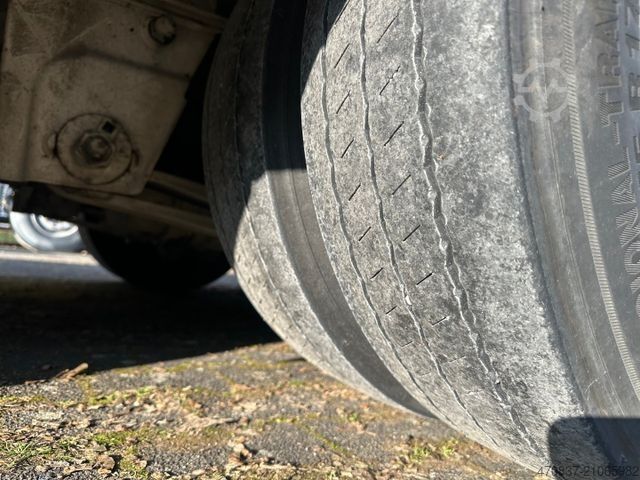 Semirremolque de plataforma baja LANGENDORF Radmulden / Lenkachse / überfahrbare Hals