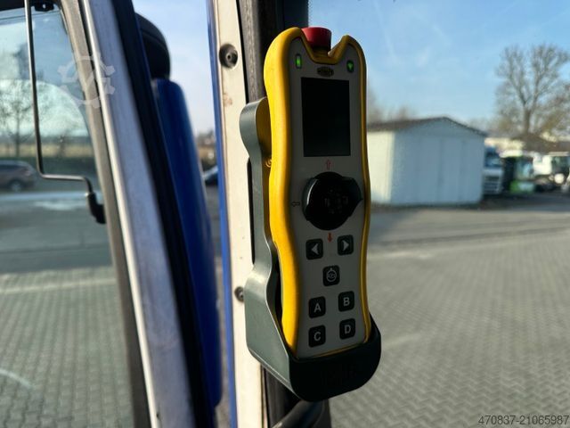 Camión portacontenedores de gancho MAN TGS 26.440 6x2 / Meiller RK 20.70 + Funk