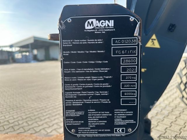 Manipulador telescópico MAGNI Magni TH 6.10 / 4x4x4 / Funk / 6.000 kg