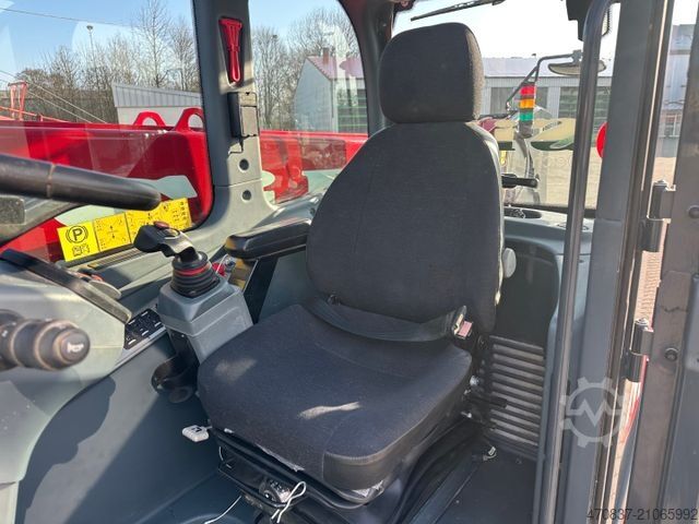 Manipulador telescópico MAGNI Magni TH 6.10 / 4x4x4 / Funk / 6.000 kg