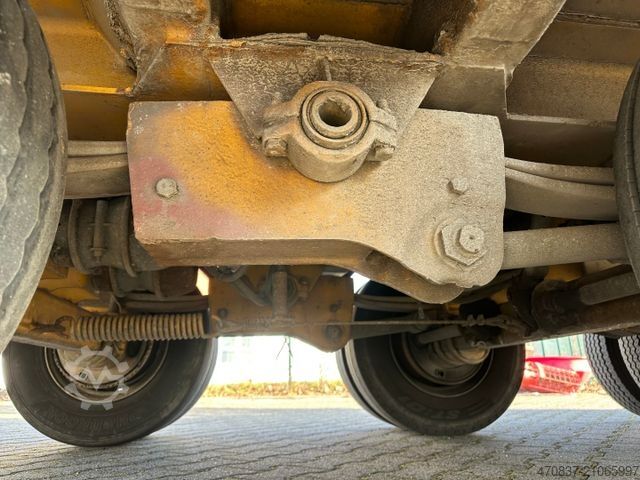 Semirremolque de plataforma baja MÜLLER-MITTELTAL TS 3 / hydr. Rampen