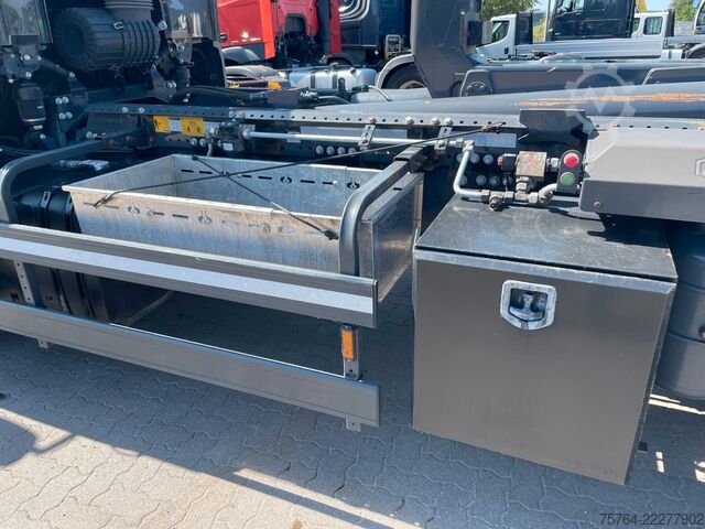 شاحنة قلّابة بذراع تحميل متحرك DAF CF 530 / Meiller RS 21.65 mit Funk / 6x4