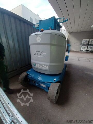 Вертикальний щогловий підйомник JLG Toucan 12E+
