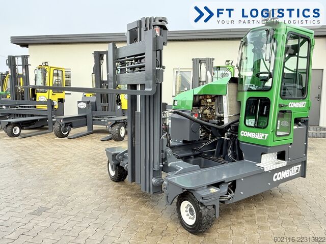 Empilhadeira multidirecional Combilift C4500 DIESEL TRIPLEX 4900 FREE LIFT