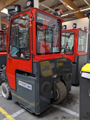 Empilhadeira multidirecional Combilift CBE4000 TRIPLEX 6500 FULL CABIN FREE LIF