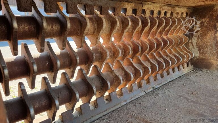 Oddělovače lopatek Wolf Technik für Baumaschinen Terra-Star TSP.263