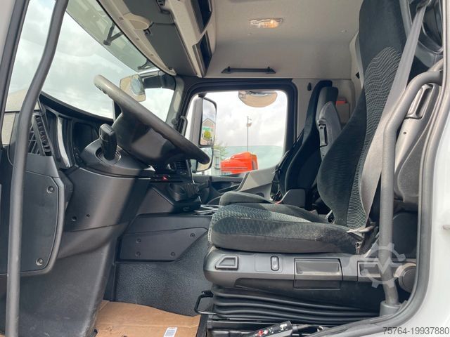 Kamion s ravnom platformom MERCEDES-BENZ 1835 Antos / 6m Pritsche / HIAB 144 DLS-3 Pro