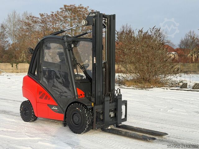 περονοφόρο ανυψωτικό Linde H 30 Diesel Triplex Ausschubgabeln