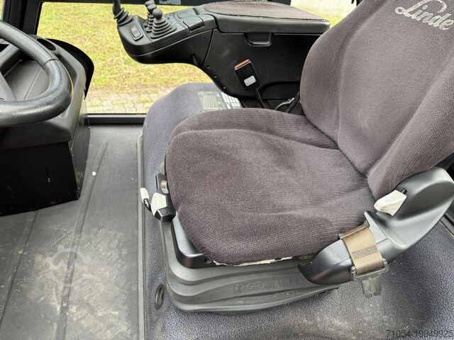 Chariot élévateur à fourche diesel Linde H80DEVO Triplex