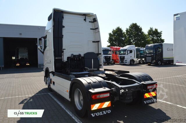 Standardowy ciągnik siodłowy VOLVO FH 500 XL i-ParkCool ACC SideSkirts