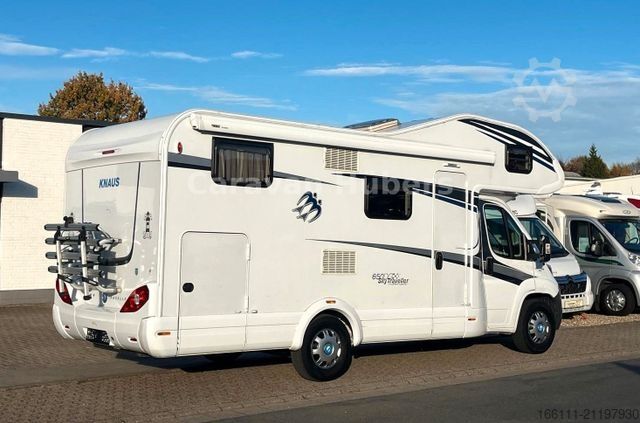 Alcove camper KNAUS Sky Traveller 650 DG - Festbett - Klima - Garage