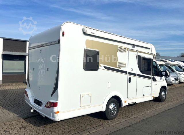 Semi-integrated camper CARADO T 348 - Hub/Festbett - Klima - Garage -