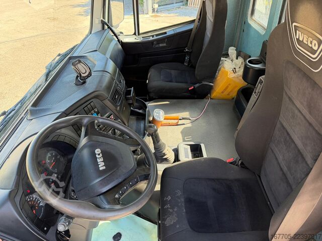 Betonmixer vrachtwagen Iveco Trakker 450