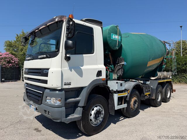 Camion malaxeur à béton DAF CF 85.480