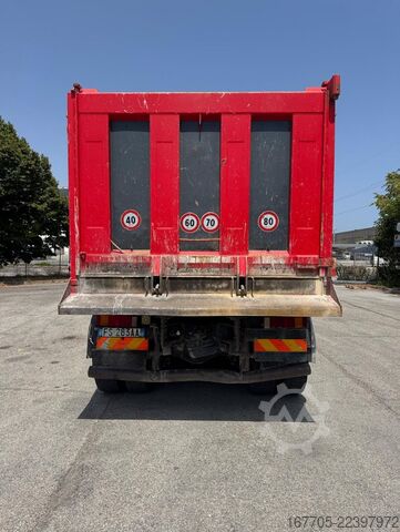 Camion benne à bras amovible Iveco TRAKKER 500