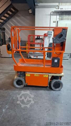 ножичний підйомник JLG 1230ES