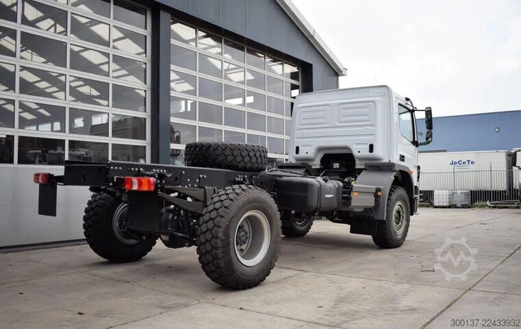 Važiuoklė su kabina Mercedes-Benz Atego 1725 4x4 Chassis Cabin (3 units)