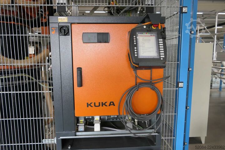 Paletizačná linka s robotmi KUKA KUKA Automatische Palettieranlage