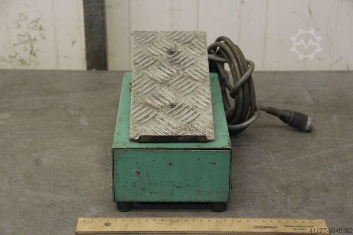 Interrupteur à pied L-TEC FC-4