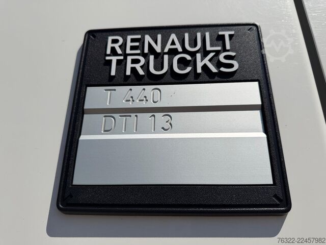 Standart-SZM Renault T 440 SLEEPER CAB 13L E6