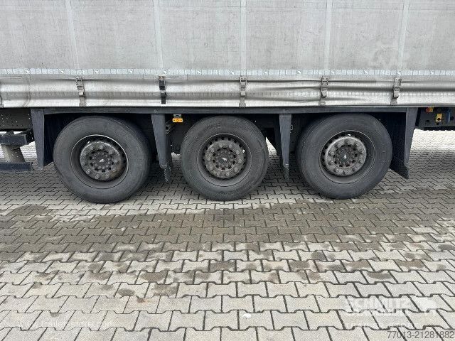 Open semitrailer with tarp Schmitz Cargobull Curtainsider Standard
