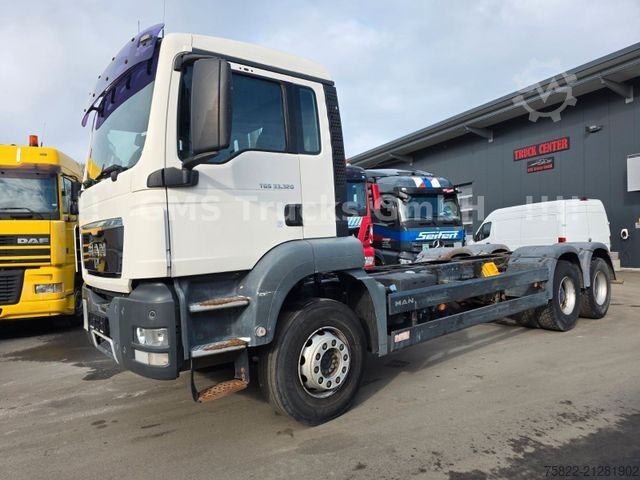 Truck chassis MAN TGS 33.320 / WENIG KM / 6X4 / Full Steel /Manual