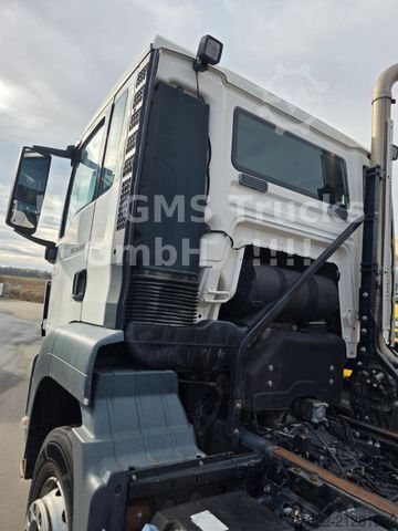 Truck chassis MAN TGS 33.320 / WENIG KM / 6X4 / Full Steel /Manual