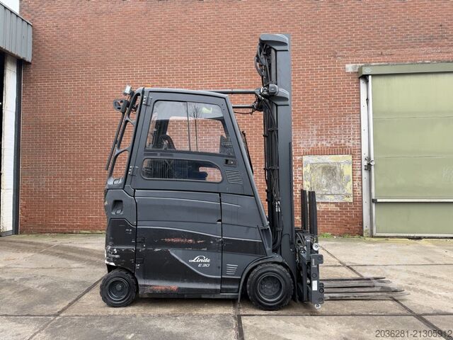 Električni 4 -kolesni viličar Linde E30HL-01/600