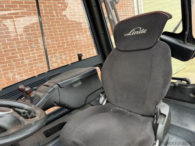 Električni 4 -kolesni viličar Linde E30HL-01/600