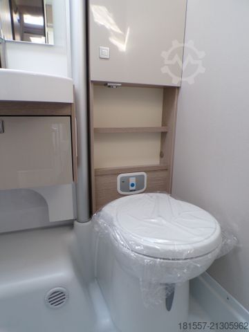 अर्ध-संयोजित कैम्पर BÜRSTNER Lineo T 700 Tageszulassung / Active, Xenon, Isof