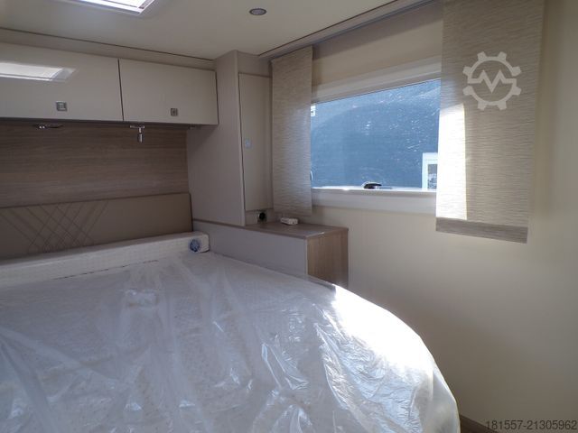 अर्ध-संयोजित कैम्पर BÜRSTNER Lineo T 700 Tageszulassung / Active, Xenon, Isof