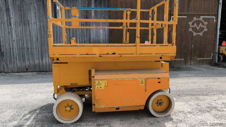 Scherenhubtisch Genie GS-3268 DC