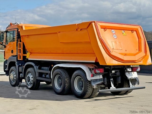 Sklápač MAN TGS 35.360 KIPPER * 8x6 * TOPZUSTAND