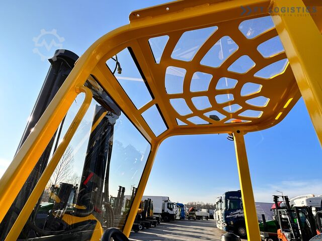 Carretilla elevadora de 4 vías Combilift CB3000 / FREE LIFT / NEW TIRES /LIKE NEW