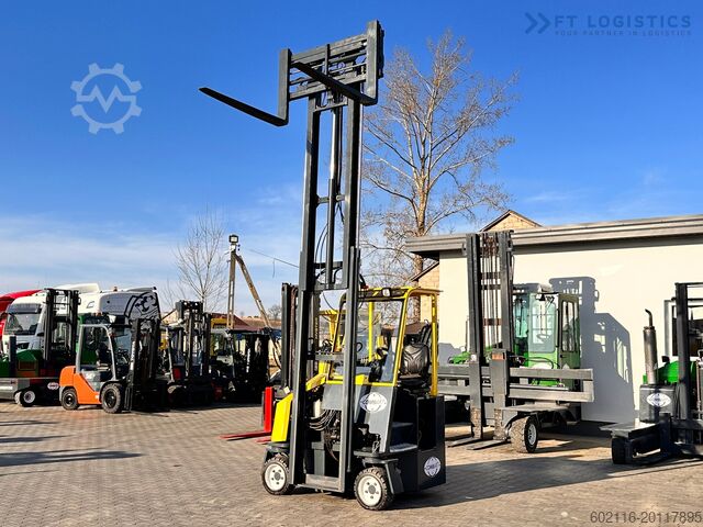 Carretilla elevadora de 4 vías Combilift CB3000 / FREE LIFT / NEW TIRES /LIKE NEW
