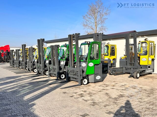 Carretilla elevadora de 4 vías Combilift CB3000 / FREE LIFT / NEW TIRES /LIKE NEW