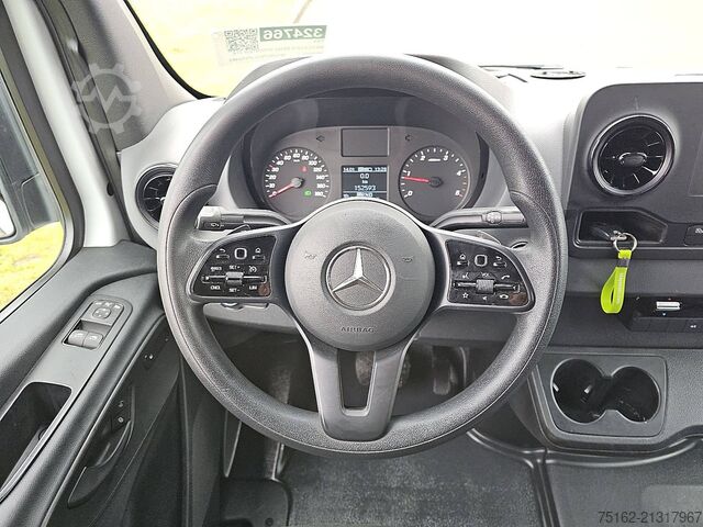 Augsta jumta universālis MERCEDES-BENZ SPRINTER 314 L2H2 LED Automaat