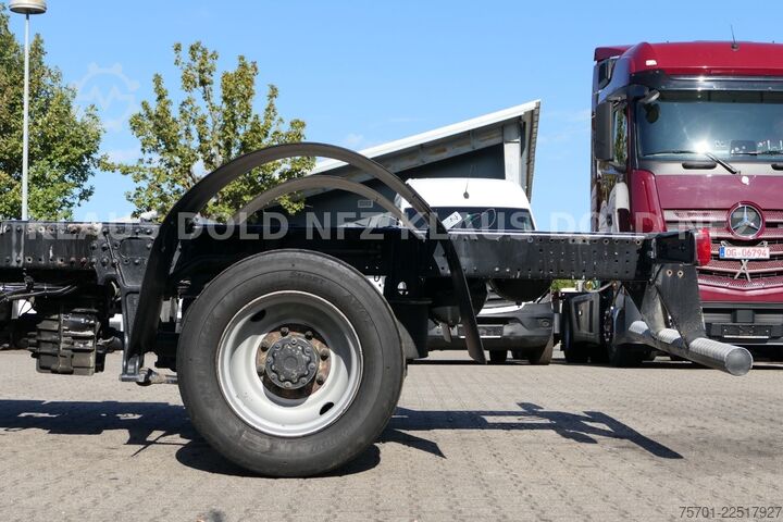 แชสซีรถบรรทุก MAN TGM 13.290 Fahrgestell 4x4 Navi Euro 6