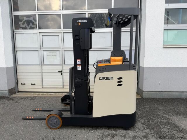 Reach Truck Crown ESR1260