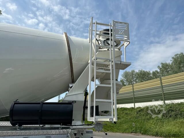 搅拌机 MAN TGS 32.440 MAN TGS 32.440 8x4 / Euromix MTP EM 9 L